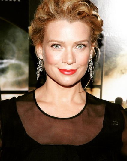 50 Sexy and Hot Laurie Holden Pictures – Bikini, Ass, Boobs 22