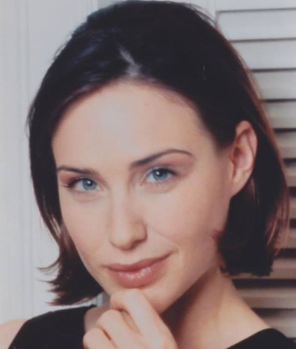 42 Sexy and Hot Claire Forlani Pictures – Bikini, Ass, Boobs 331