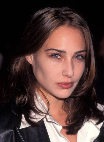42 Sexy and Hot Claire Forlani Pictures – Bikini, Ass, Boobs 22