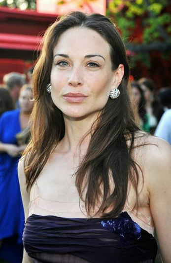 42 Sexy and Hot Claire Forlani Pictures – Bikini, Ass, Boobs 359