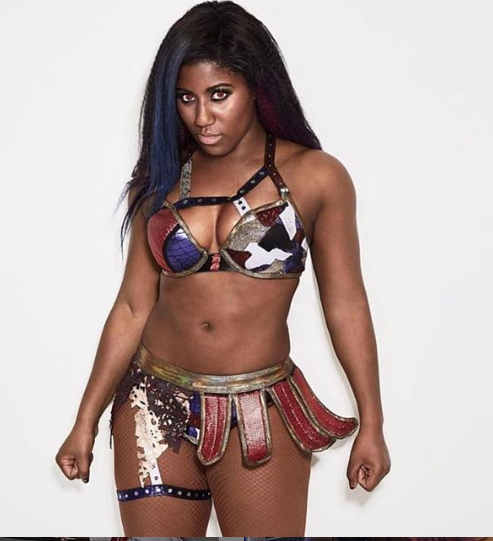 44 Sexy and Hot Ember Moon Pictures – Bikini, Ass, Boobs 14