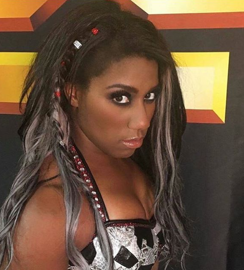 44 Sexy and Hot Ember Moon Pictures – Bikini, Ass, Boobs 264