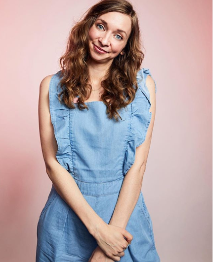 42 Sexy and Hot Lauren Lapkus Pictures – Bikini, Ass, Boobs 22