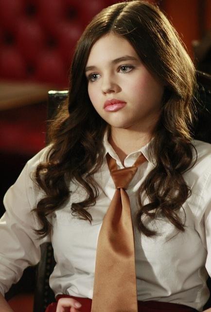 60+ Hot Pictures Of India Eisley Which Will Make You Crazy 3