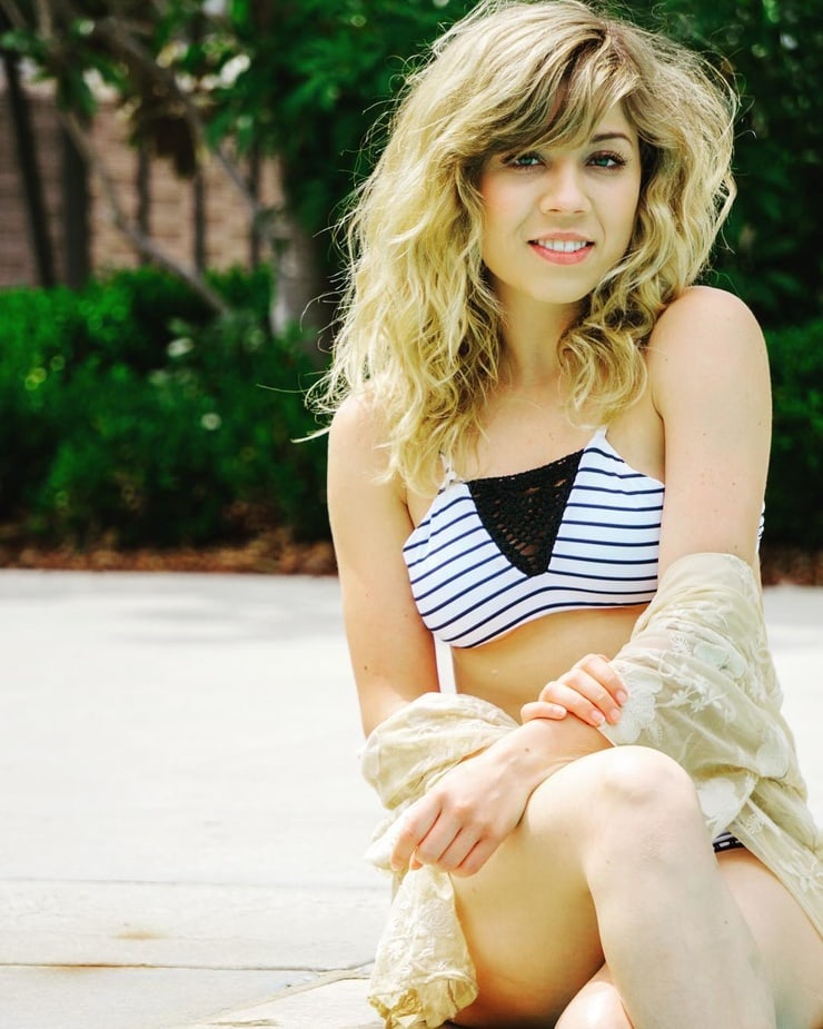 60+ Sexy Jennette Mccurdy Boobs Pictures Will Make You Crave For Her 35