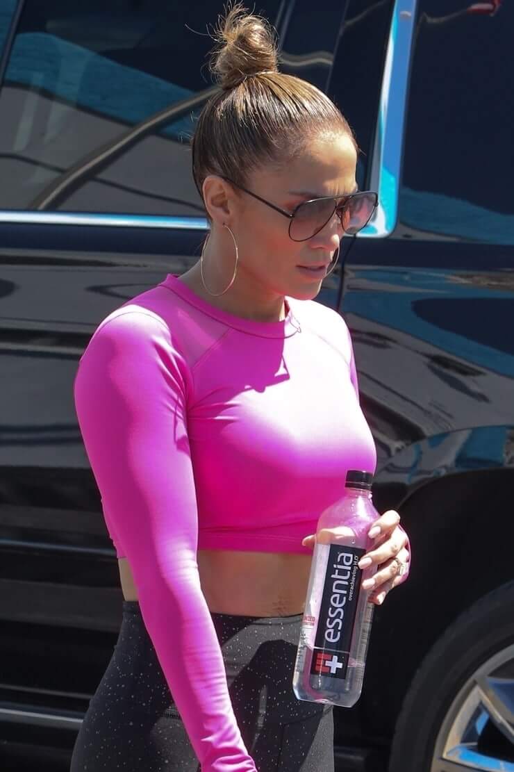 70+ Hot Pictures Of Jennifer Lopez Prove That She Has The Sexiest Ass In Hollywood 9