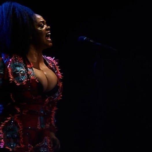 51 Hot Pictures Of Jill Scott Demonstrate That She Is A Gifted Individual 312