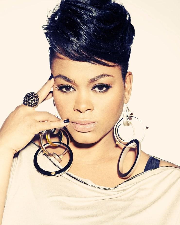 51 Hot Pictures Of Jill Scott Demonstrate That She Is A Gifted Individual 11