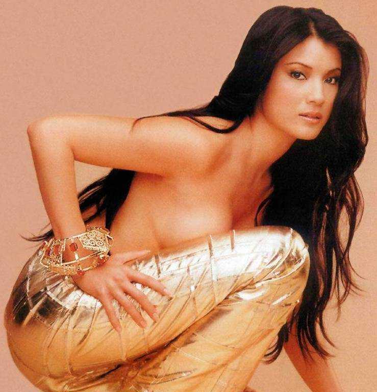 45 Sexy and Hot Kelly Hu Pictures – Bikini, Ass, Boobs 28