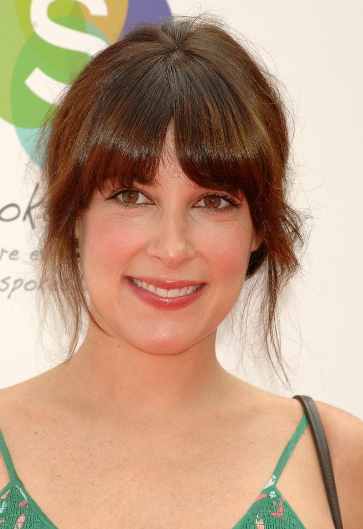 51 Hot Pictures Of Lindsay Sloane Which Demonstrate She Is The Hottest Lady On Earth 11