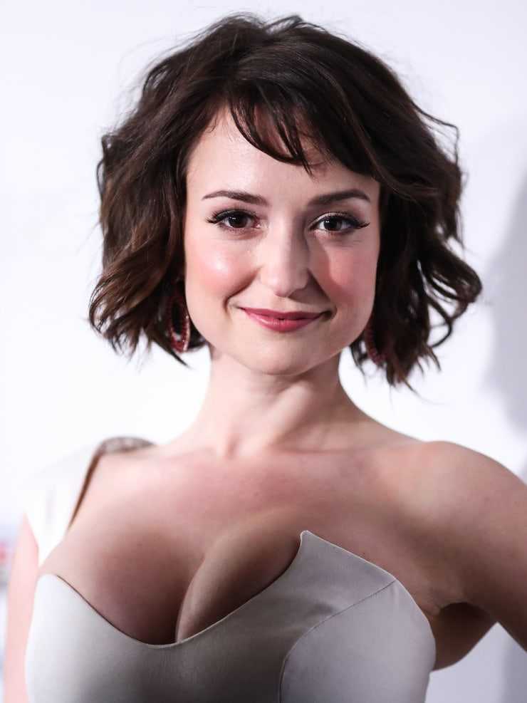 60+ Sexy Milana Vayntrub Boobs Pictures Will Bring A Big Smile On Your Face 25