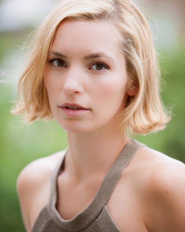 70+ Hot Pictures of Perdita Weeks Is Like A Slice Of Heaven Of Earth 21