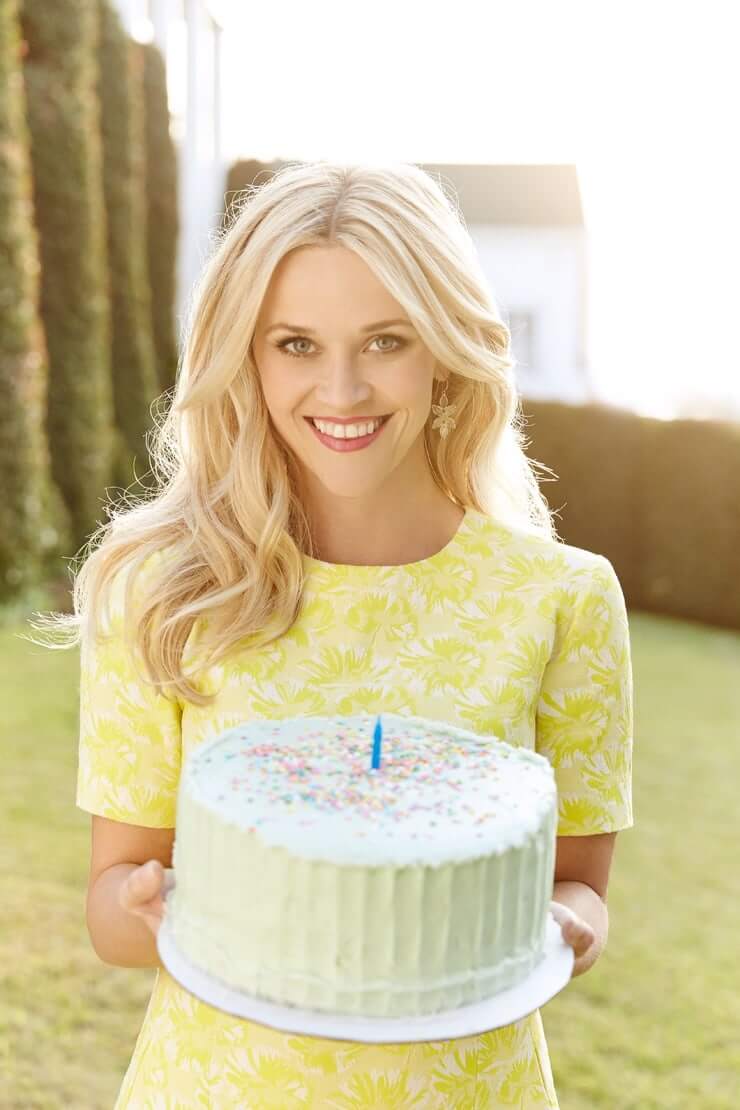 70+ Hot Pictures Of Reese Witherspoon Prove That She’s America’s Sweetheart 18
