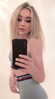 61 Hottest Sabrina Carpenter Big Butt Pictures Will Make You Want To Jump Into Bed With Her 15