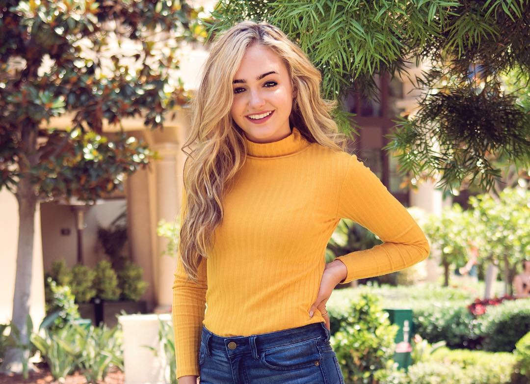51 Hot Pictures Of Sophie Reynolds That Will Fill Your Heart With Joy A Success 2