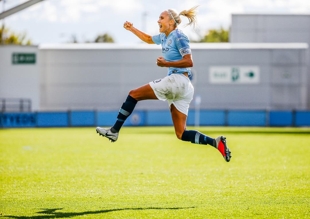 51 Hot Pictures Of Steph Houghton Will Heat Up Your Blood With Fire And Energy For This Sexy Diva 69
