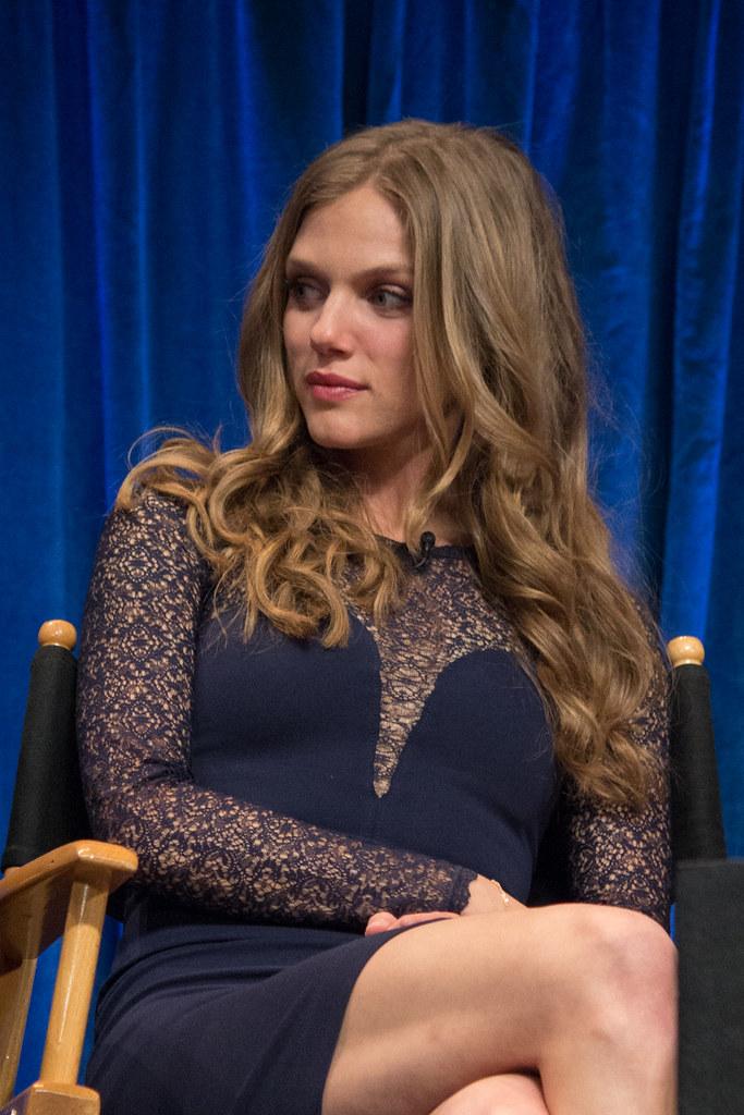 60+ Hottest Tracy Spiridakos Big Boobs Pictures Which Will Make You Swelter All Over 47
