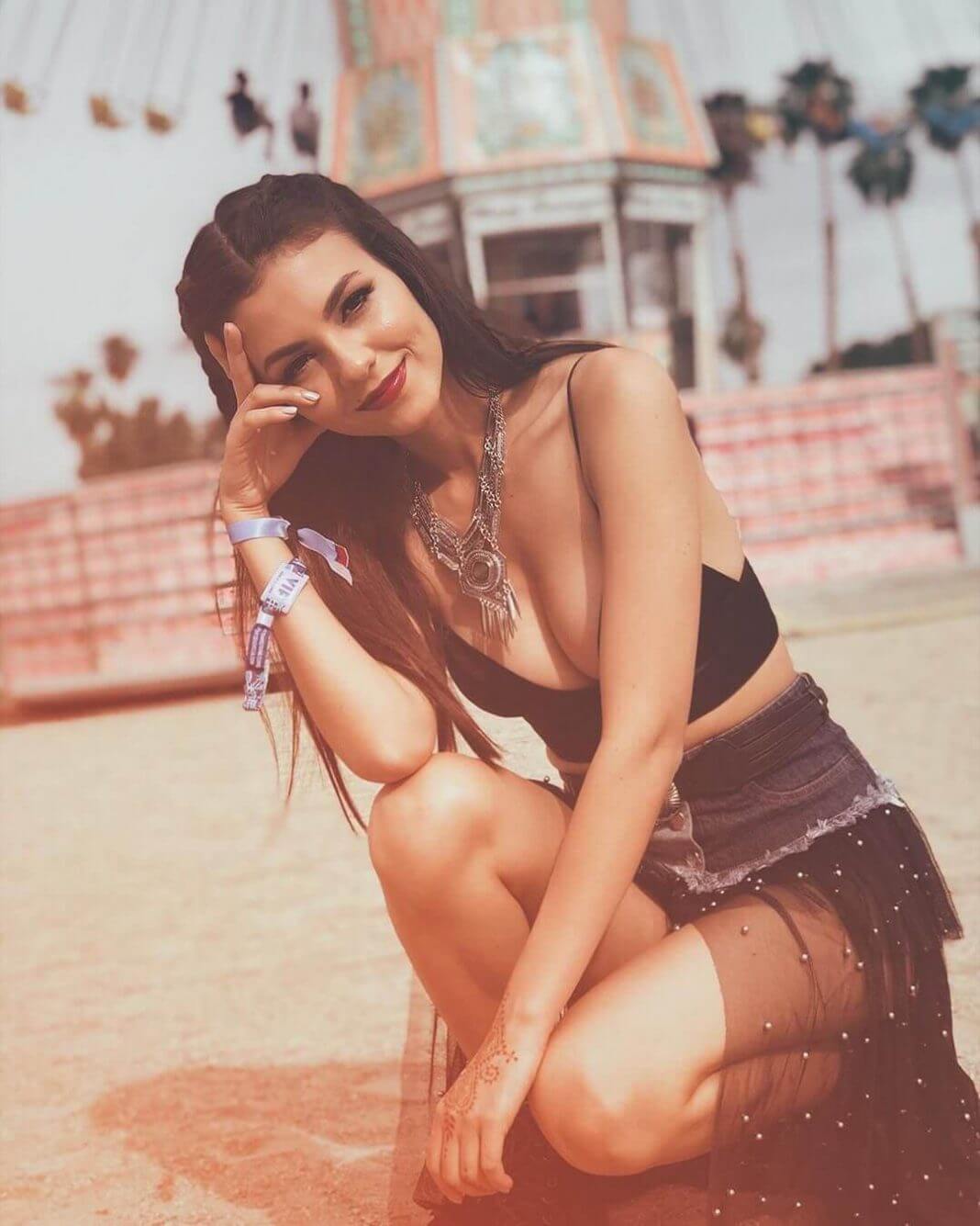 61 Hottest Victoria Justice Big Butt Pictures Are Just Too Damn Sexy 14