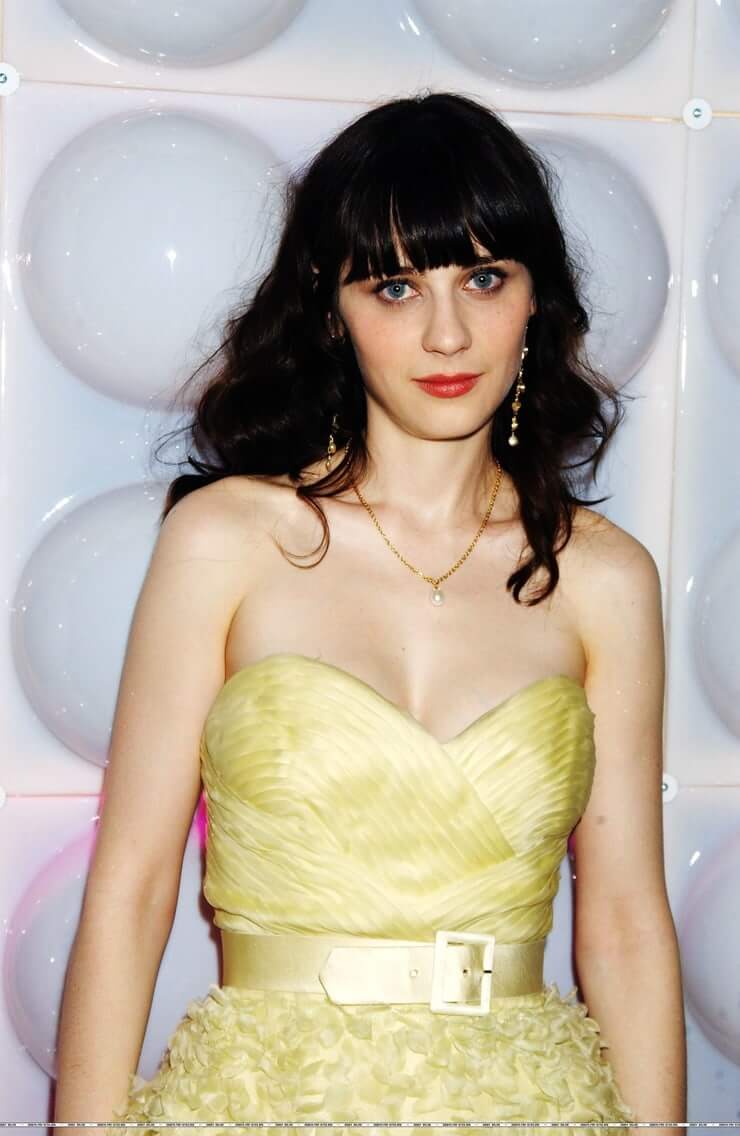70+ Hot Pictures Of Zooey Deschanel Are Here To Make Your Day Awesome 163