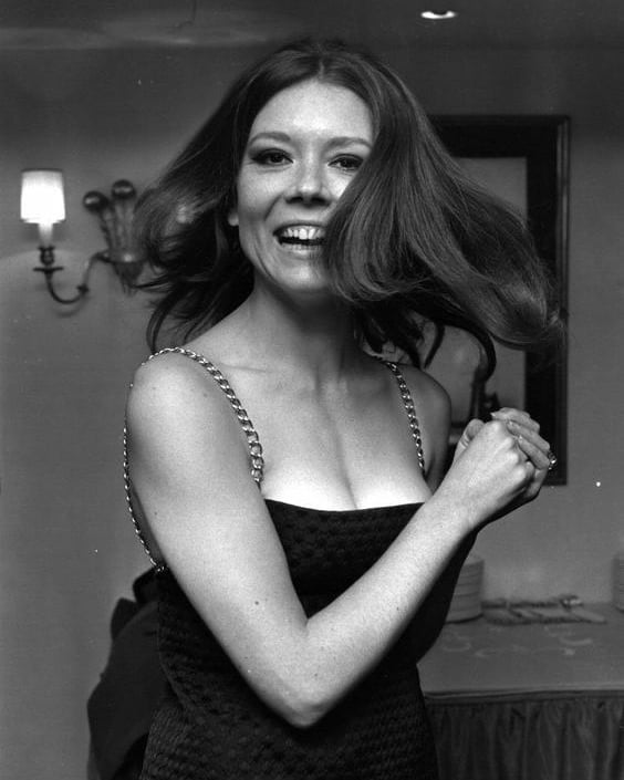 40 Sexy and Hot Diana Rigg Pictures – Bikini, Ass, Boobs 17