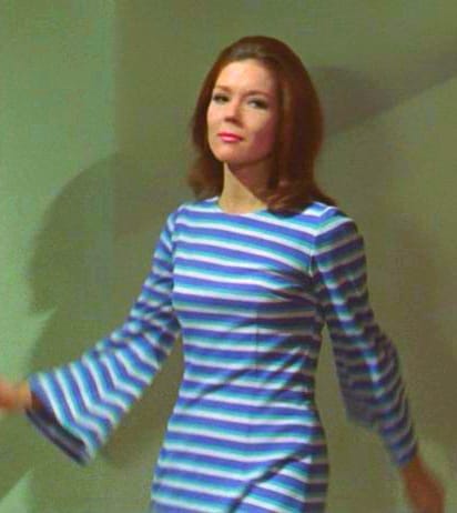 40 Sexy and Hot Diana Rigg Pictures – Bikini, Ass, Boobs 29