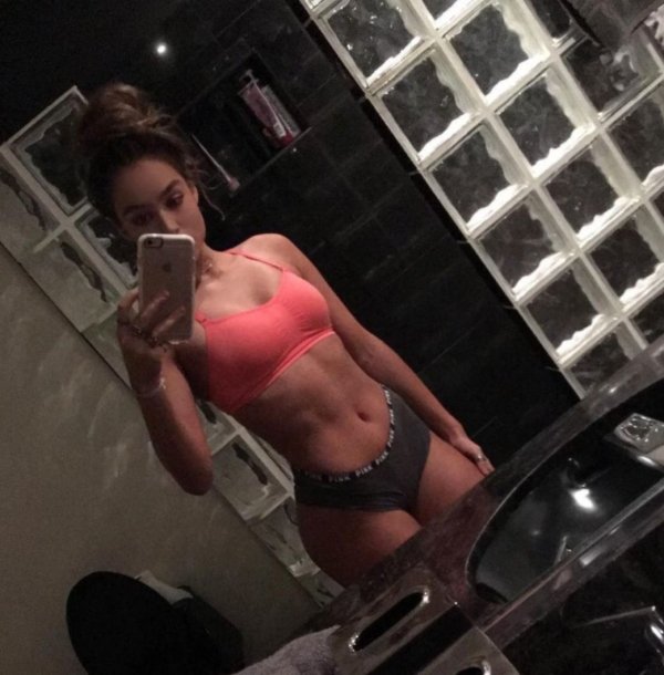 Fit Girls2021.Beautiful ladies that are toned to perfection (81 Photos) 12