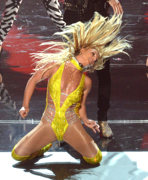 hqcelebritiescom:Britney Spears 9000 High Quality Pictures
9000... 4