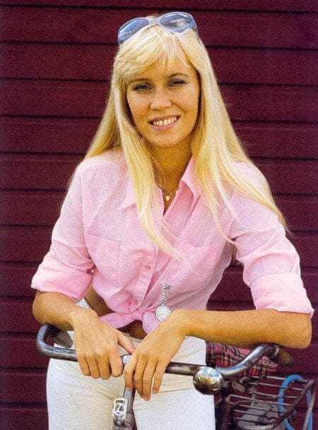41 Sexy Agnetha Fältskog Boobs Pictures That Will Make You Begin To Look All Starry Eyed At Her 2