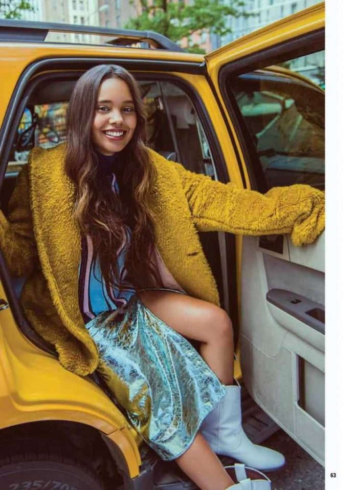 41 Alisha Boe Nude Pictures Can Make You Submit To Her Glitzy Looks 26