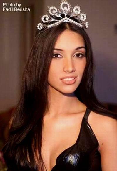 49 Amelia Vega Nude Pictures Are Marvelously Majestic 37