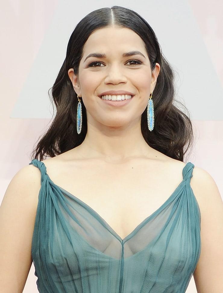 51 Sexy America Ferrera Boobs Pictures Reveal Her Lofty And Attractive Phys...