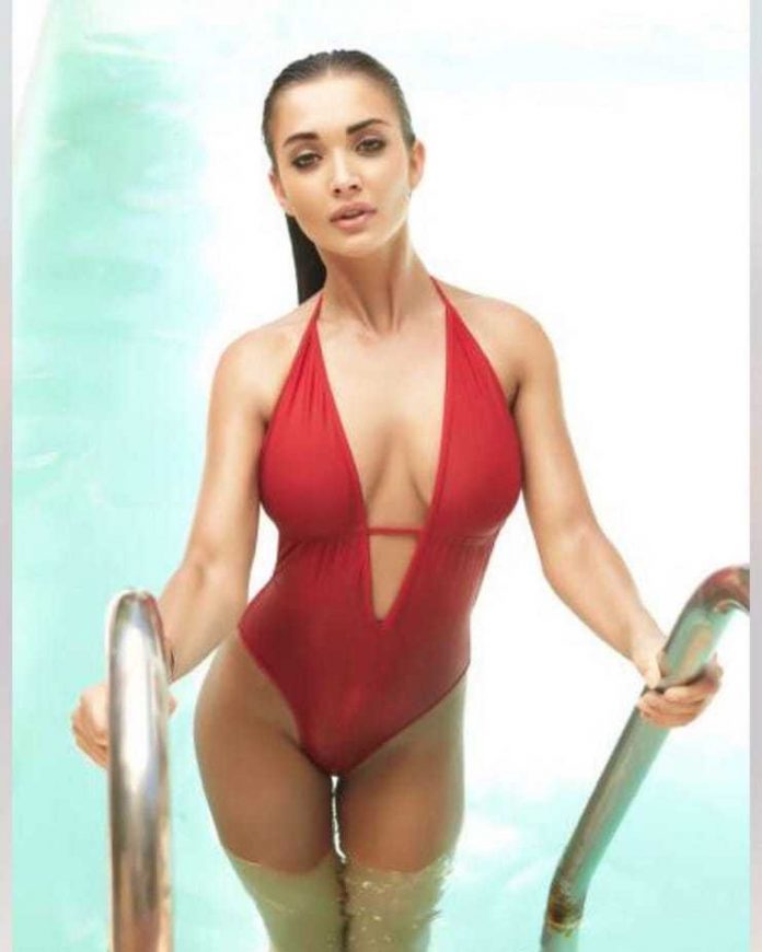 51 Amy Jackson Nude Pictures Will Make You Crave For More 10