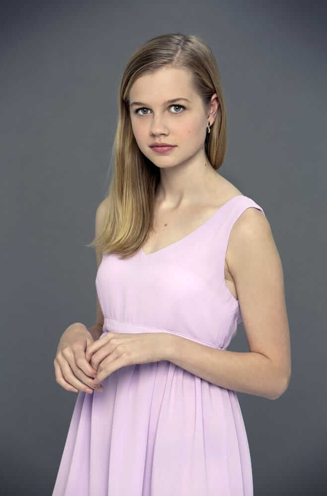 Angourie Rice sexy side pcis