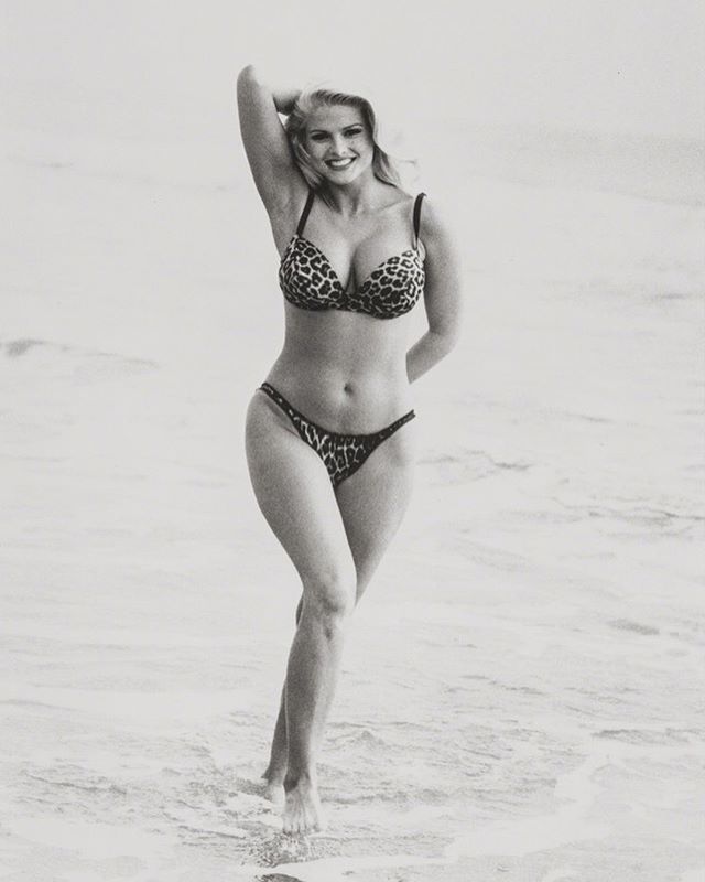 50 Sexy and Hot Anna Nicole Smith Pictures – Bikini, Ass, Boobs 546