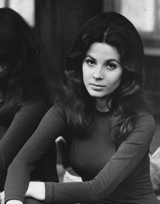 51 Hottest Barbara Parkins Big Butt Pictures Are Simply Excessively Enigmatic 7