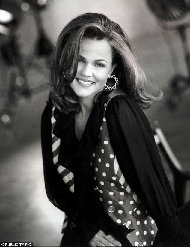 51 Hottest Belinda Carlisle Big Butt Pictures That Are Basically Flawless 751