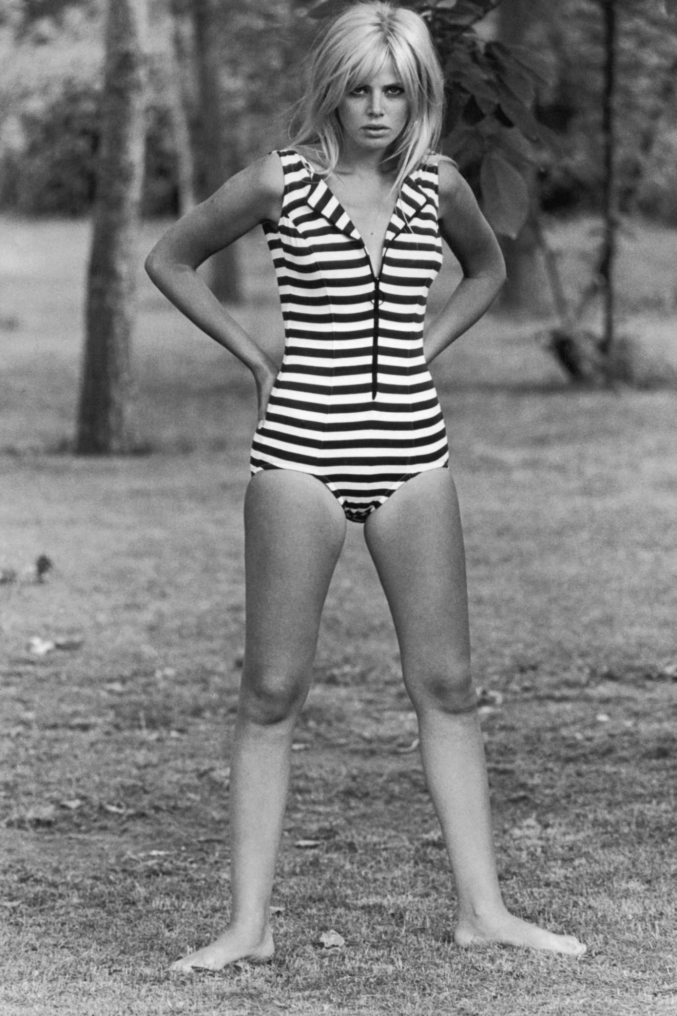 49 Hottest Britt Ekland Big Butt Pictures Demonstrate That She Has Most Sweltering Legs 16