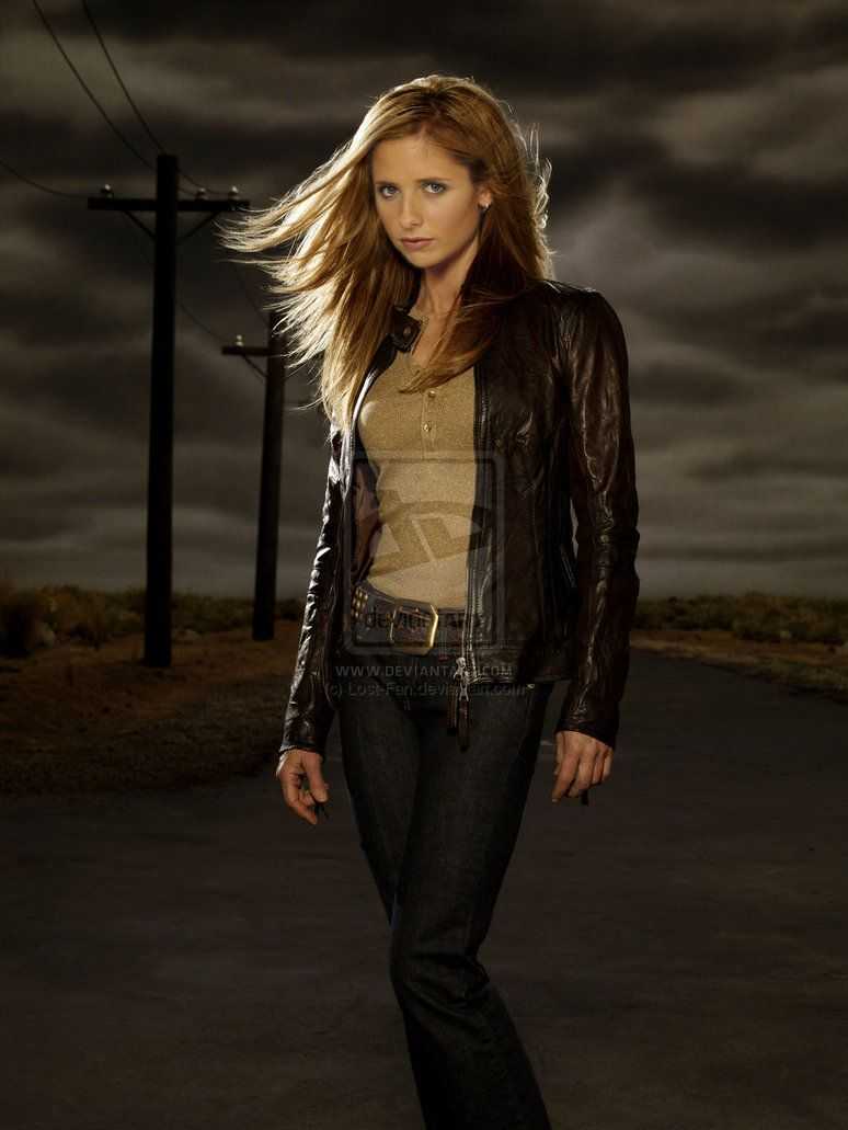 51 Hot Pictures Of Buffy Summers Showcase Her As A Capable Entertainer 87