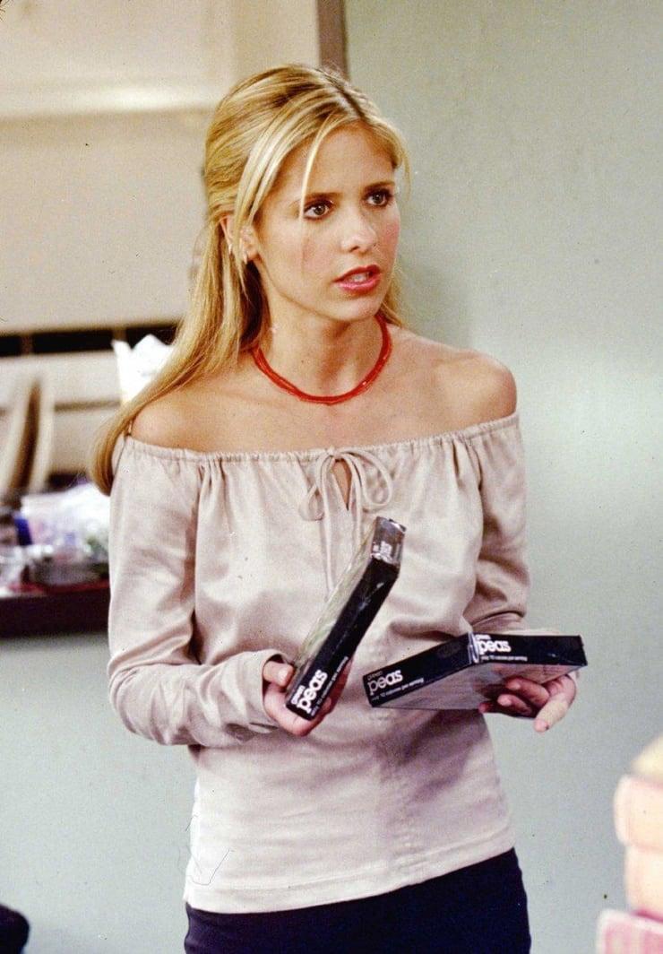51 Hot Pictures Of Buffy Summers Showcase Her As A Capable Entertainer 48