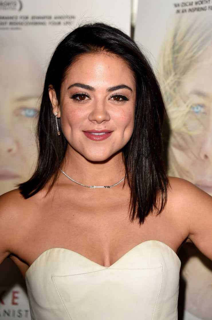 51 Sexy Camille Guaty Boobs Pictures Which Are Basically Astounding 2