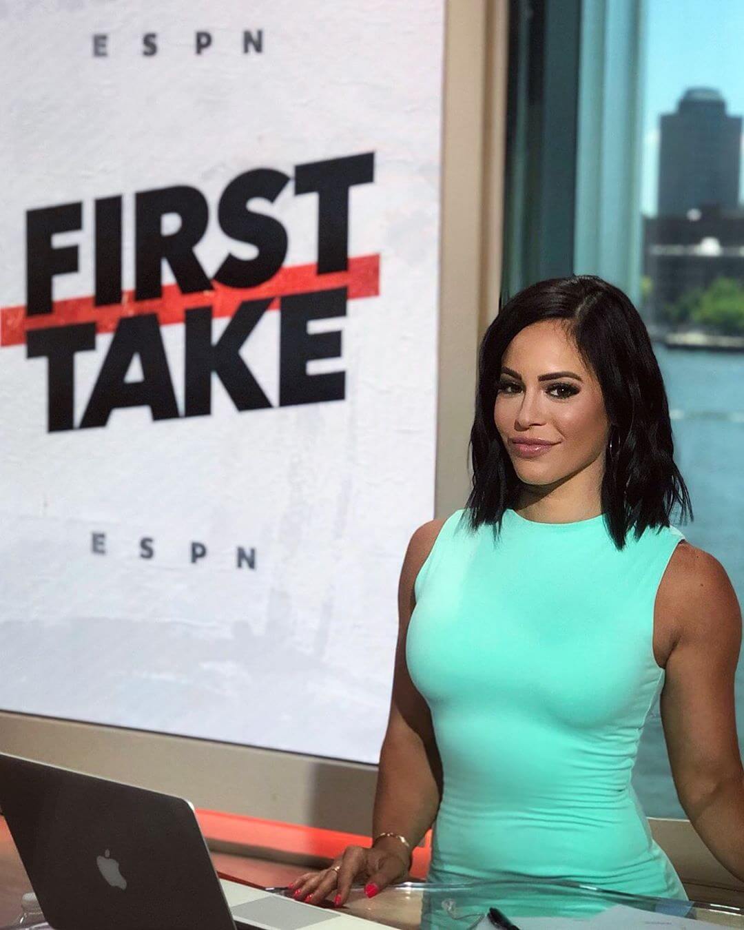 60+ Hot Pictures Of Charly Caruso Will Drive You Madly In Love With Her 6