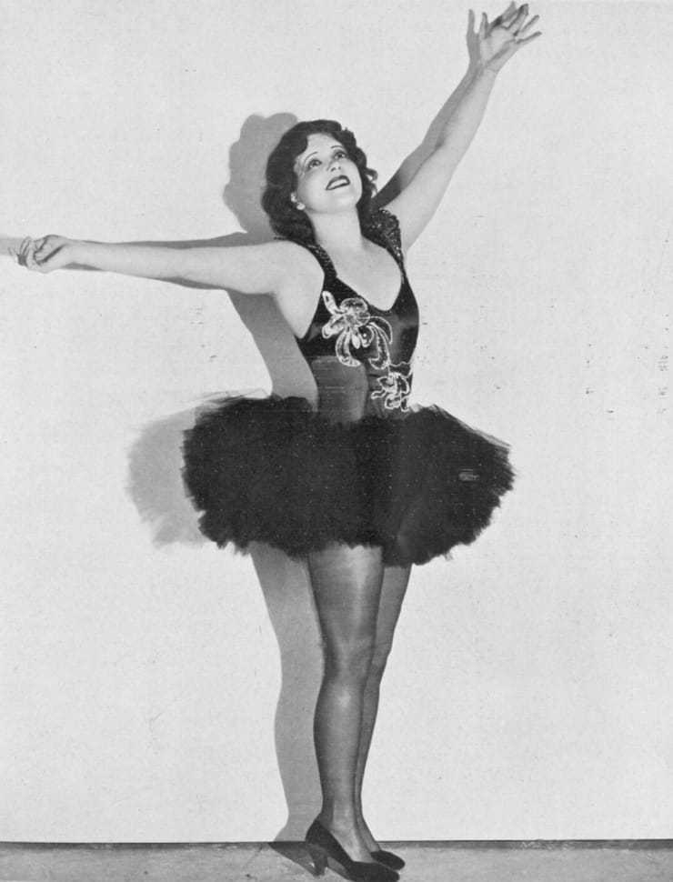 51 Sexy Clara Bow Boobs Pictures That Will Make You Begin To Look All Starry Eyed At Her 337