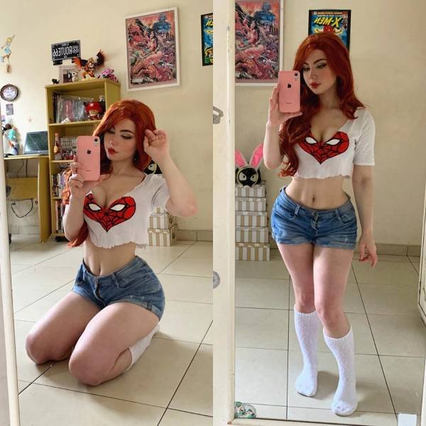 The Hottest Cosplayer Maria 40