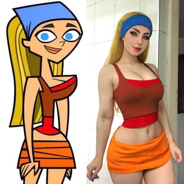 The Hottest Cosplayer Maria 9