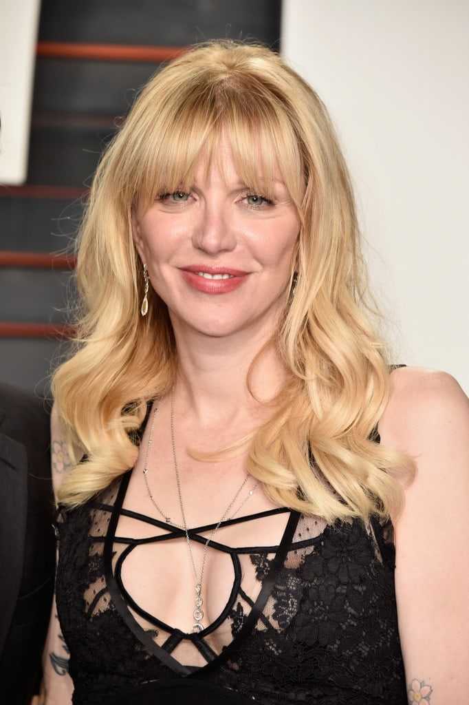 43 Sexy and Hot Courtney Love Pictures – Bikini, Ass, Boobs 24