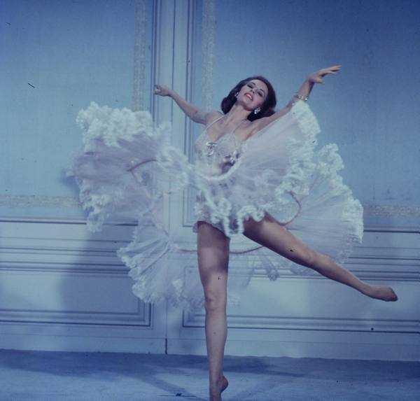51 Hottest Cyd Charisse Big Butt Pictures Are Sure To Leave You Baffled 19