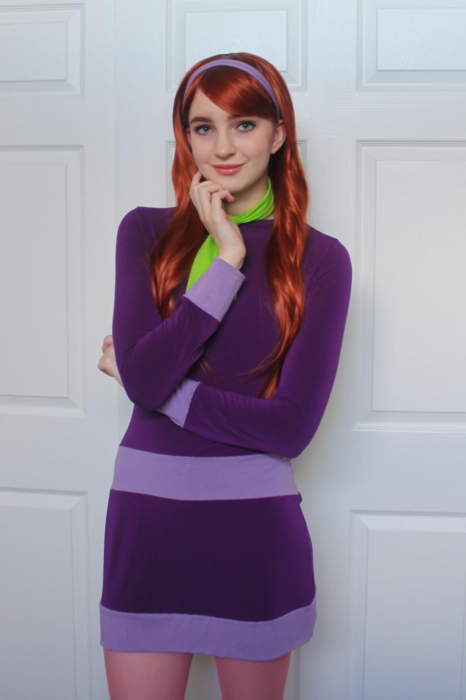 70+ Hot Pictures Of Daphne Blake From Scooby Doo Which Are Sure to Catch Your Attention 44