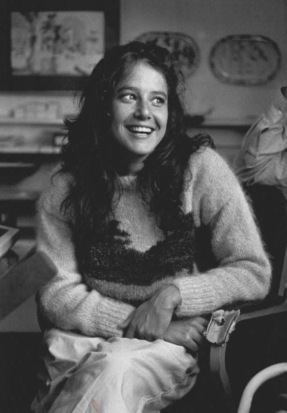 39 Hottest Debra Winger Big Butt Pictures Which Will Shake Your Reality 20