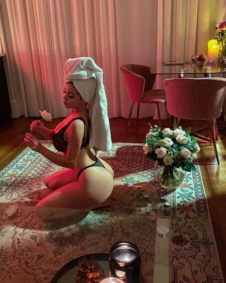 51 Hottest Demi Rose Mawby Big Butt Pictures Uncover Her Awesome Body 17