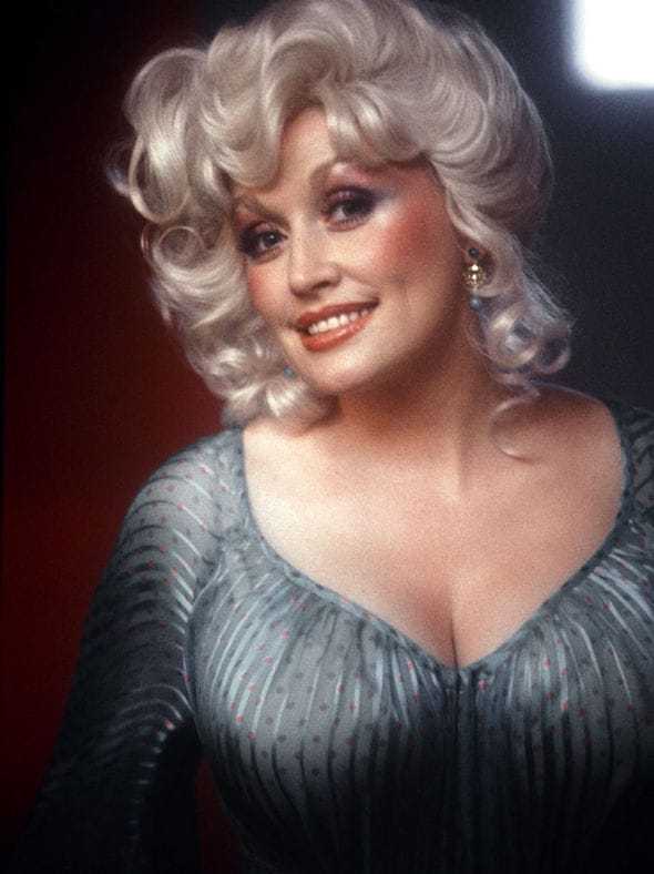51 Hottest Dolly Parton Big Butt Pictures That Are Sure To Make You Her Most Prominent Admirer 185